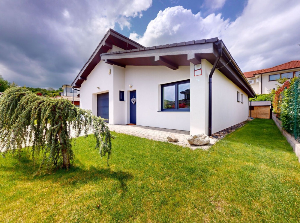 4 izbový rodinný dom | bungalov na predaj v Limbachu, krásnej a tichej lokalite pod Malými Karpatmi