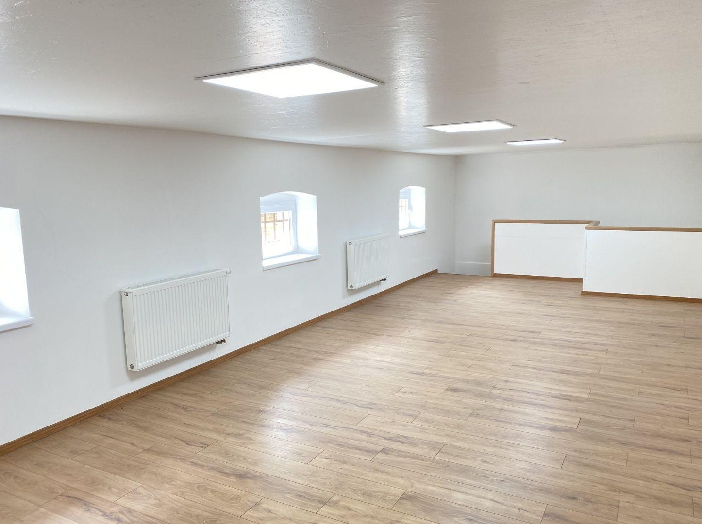 Prenájom - obchodný priestor v centre mesta - Topoľčany