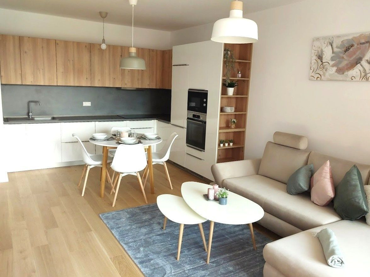 Prenájom 2-izbového bytu v Klingerke s výhľadom na Hrad