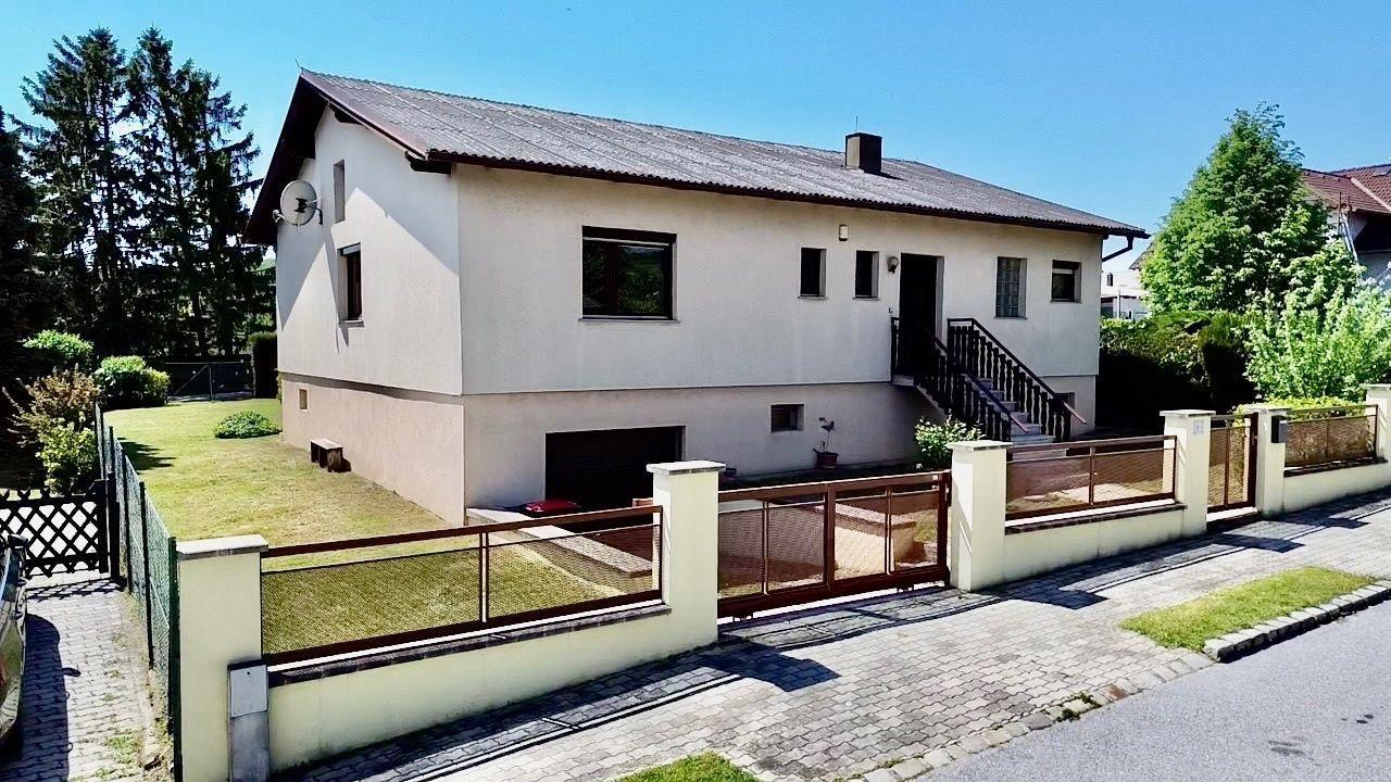 Samostatne stojaci bungalov v tichej lokalite rakúskej obce Edelstal.