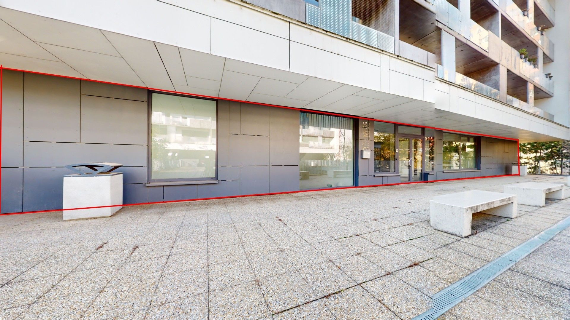 Na predaj/prenájom: výnimočný nebytový priestor v polyfunkčnom objekte Skybox –Petržalka, kapacita 80-150 ľudí