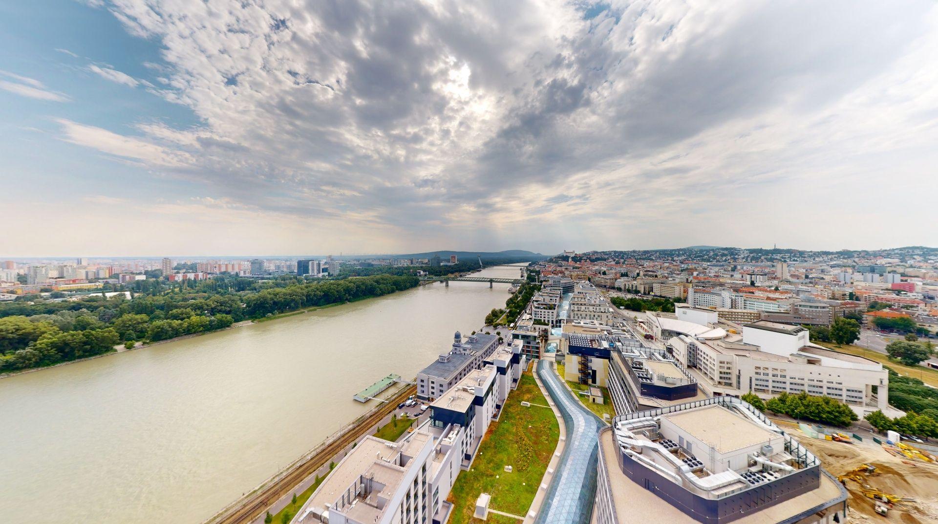 PRENÁJOM | Elegantný 2 izbový byt v Eurovea Tower, Bratislava I - Staré mesto