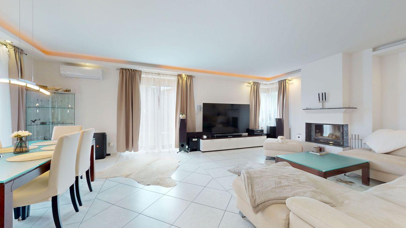 Zariadený rodinný dom s bazénom Most pri Bratislave