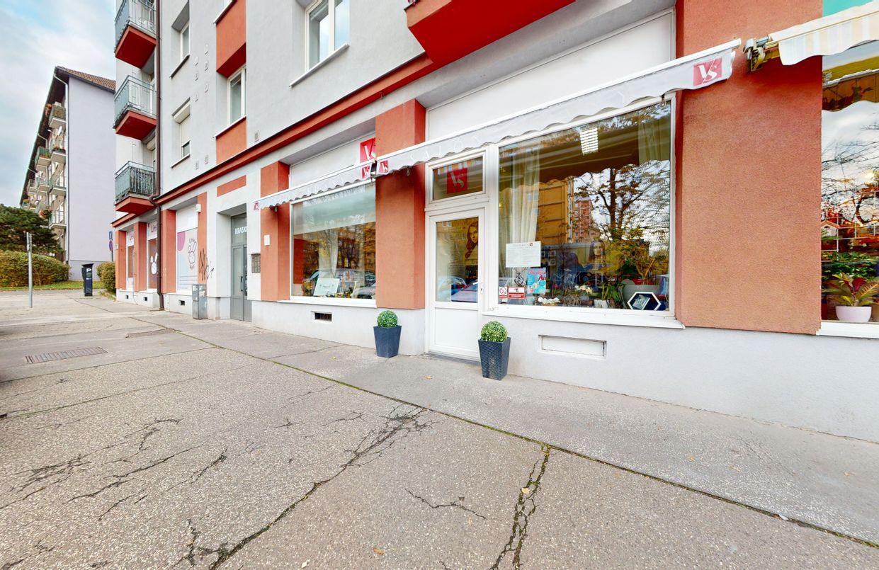 PRENÁJOM OBCHODNÉHO PRIESTORU ZA RAČIANSKYM MÝTOM