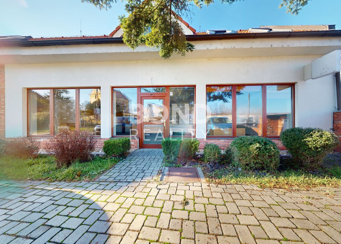 ***NOVÁ NIŽŠIA CENA*** - PRENÁJOM: OBCHODNÝ PRIESTOR – STUPAVA (Záhumenská ul.)