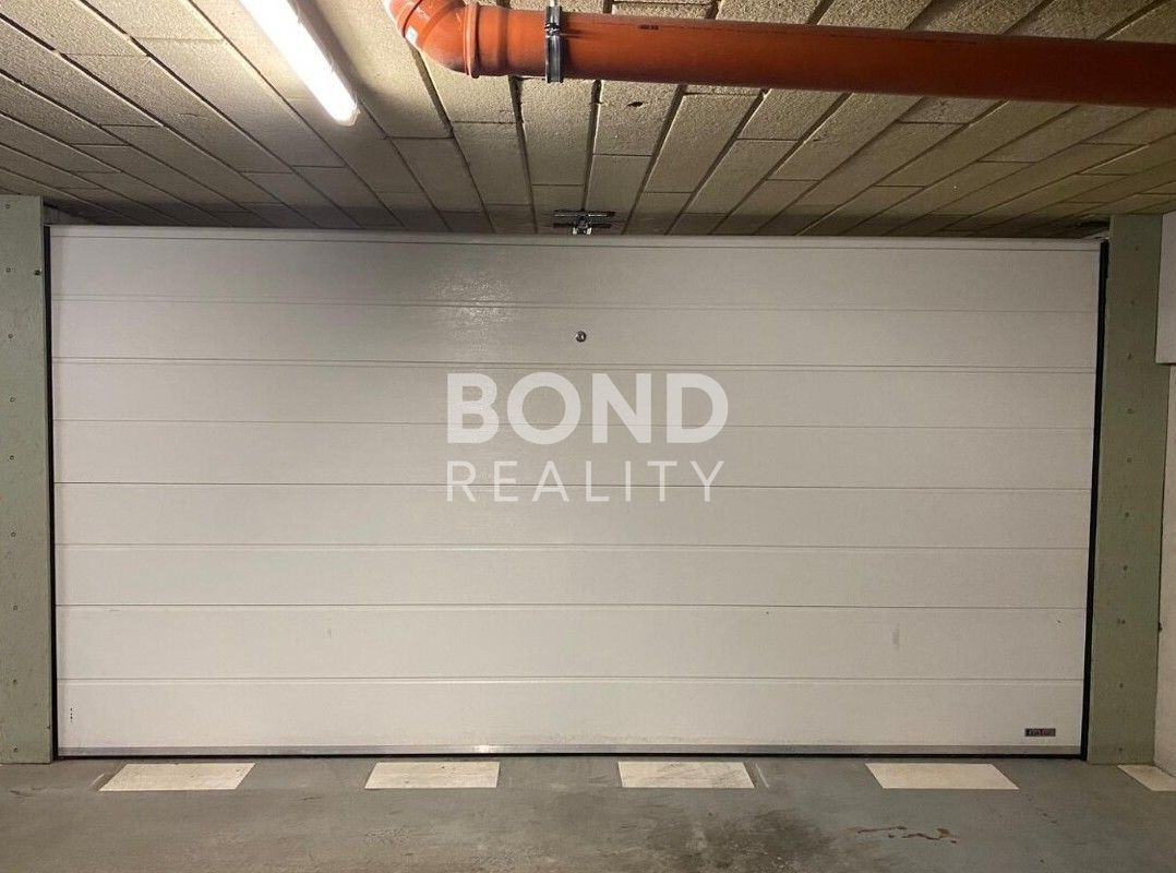 Dvoj garáž Rača - predaj 