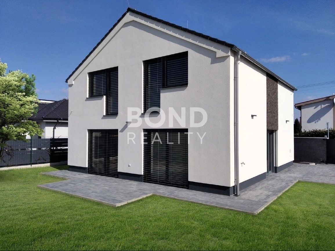 Novostavba 5 izbového RD v Podunajských Biskupiciach, Monardova ul.