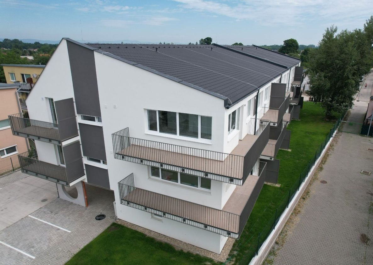 Nadštandardný 3 izbový byt v novostavbe v Zálesí, 2x parking