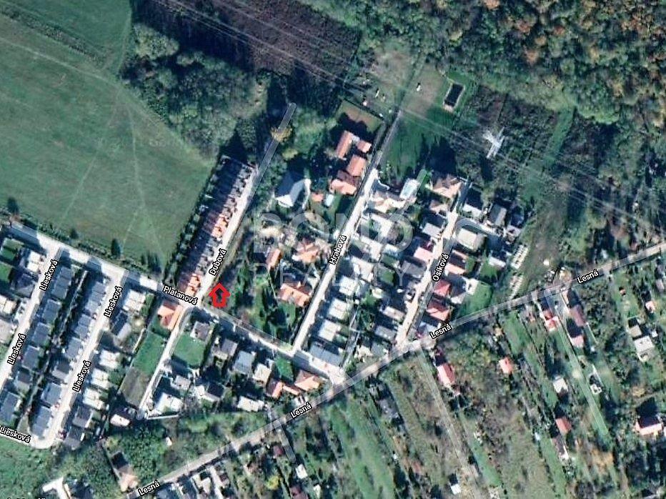 Ponúkame na predaj pozemok v Stupave, v blízkosti Lesnej ulice.