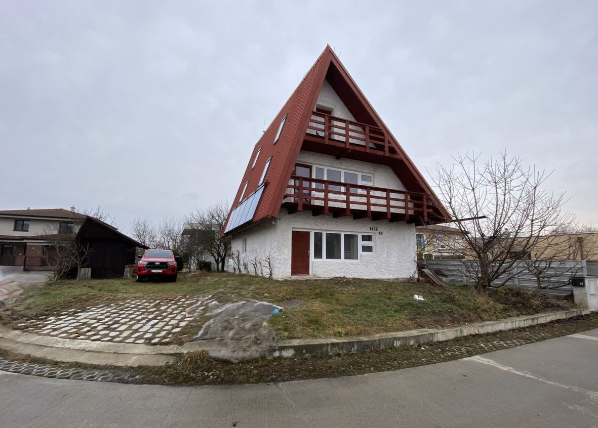 Na predaj: Netradičný trojpodlažný rodinný dom v Rusovciach