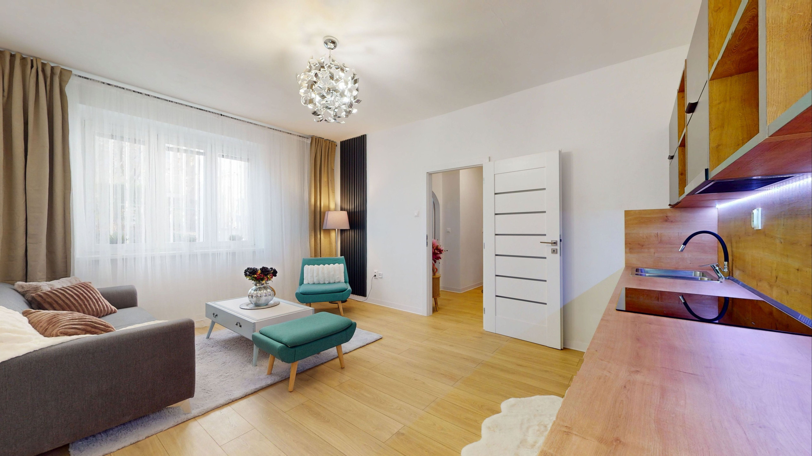 SKVELÝ BYT NA INVESTÍCIU AJ BÝVANIE! Rekonštruovaný 2 izbový byt v lokalite „NIVY", v tesnej blízkosti Dulovho námestia