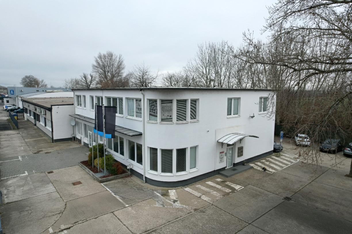 PRENÁJOM – ADMINISTRATÍVNO-SKLADOVÝ OBJEKT, BRATISLAVA – VRAKUŇA