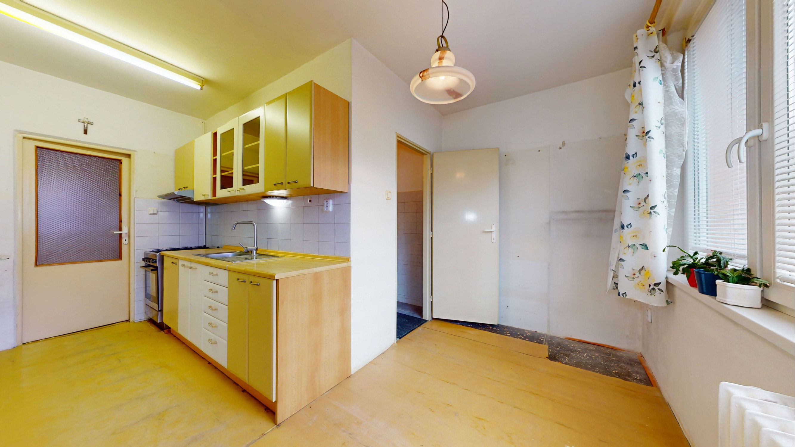 3 izb. byt na začiatku Petržalky, Dubnická ul.