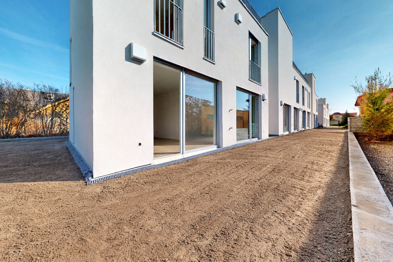 KOLAUDÁCIA UŽ TÚTO JAR | NOVOSTAVBA - 1izb. bytu so záhradkou, rezidencia Majerská