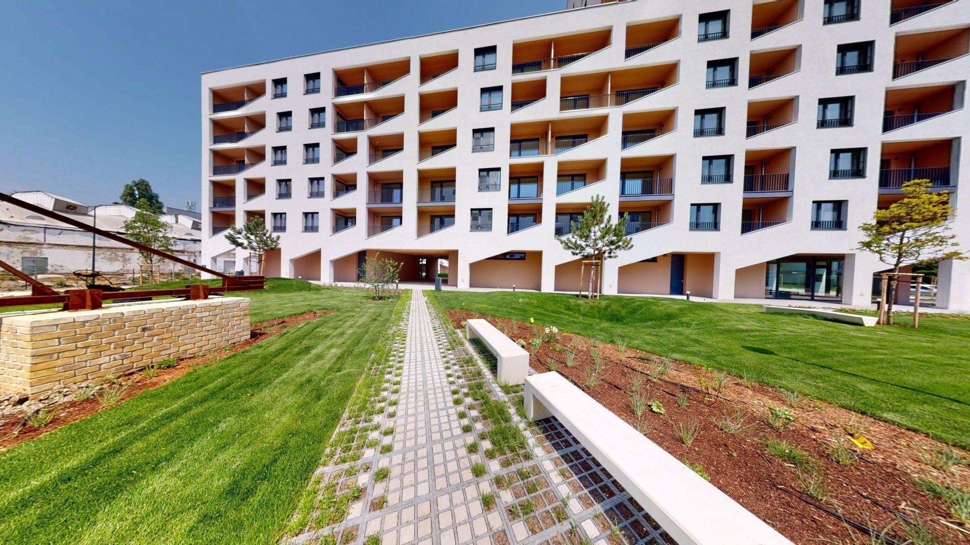 PRENÁJOM NOVOSTAVBY 3-izbový byt s lodžiou v projekte Kopčianka (Petržalka) – 2x parkovanie, pivnica