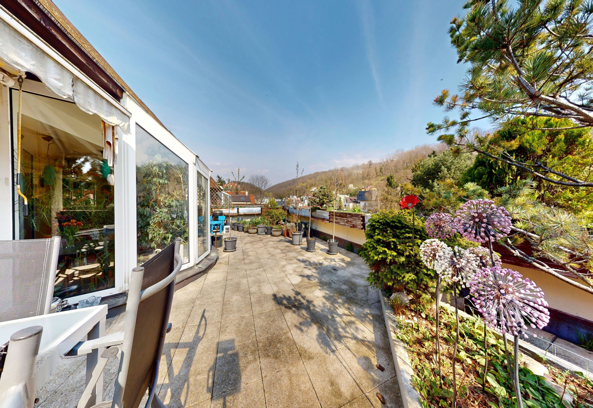 Nádherné bývanie v Karlovej Vsi