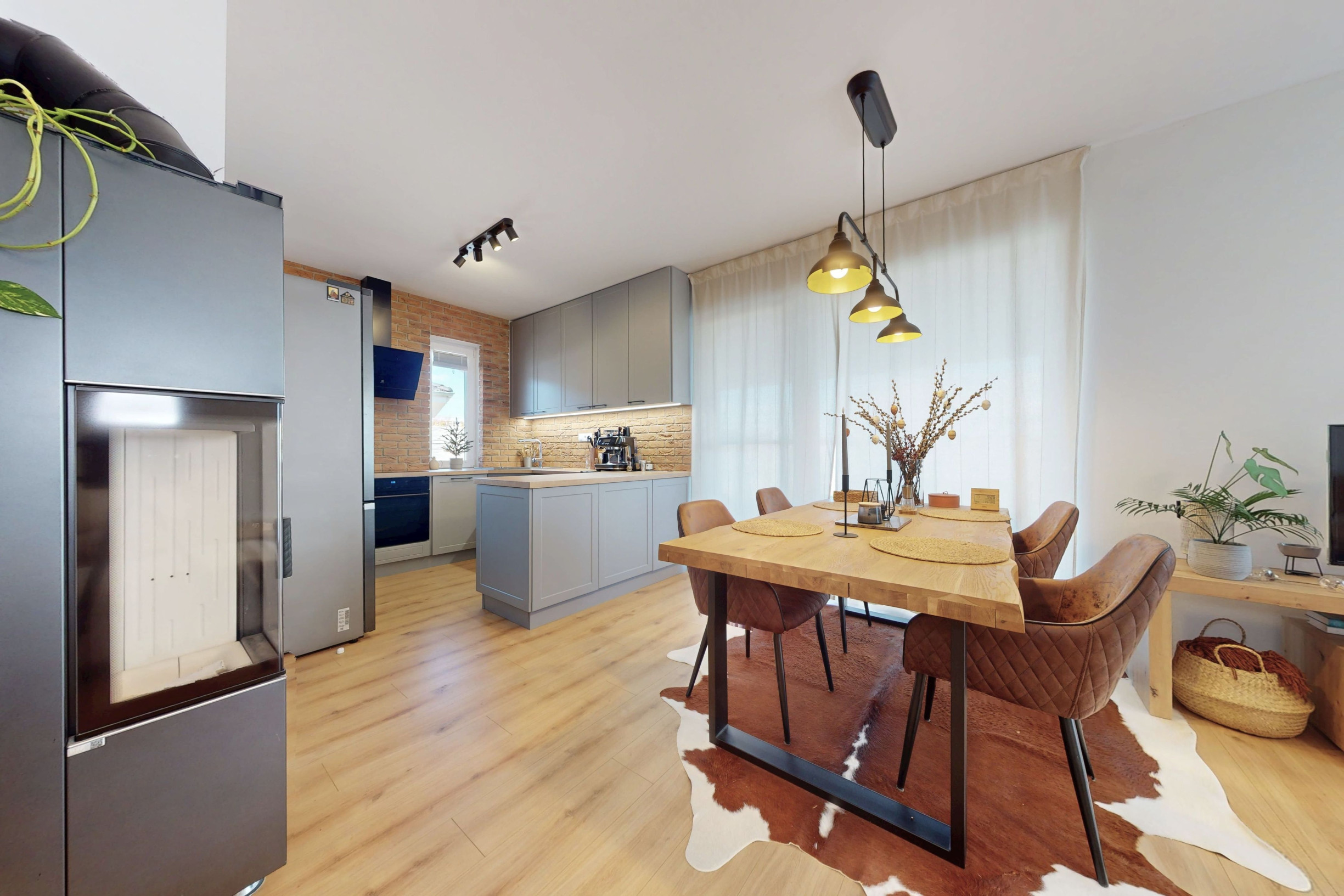 NA PREDAJ: samostatne stojaci 4-izbový rodinný dom so záhradou – Macov