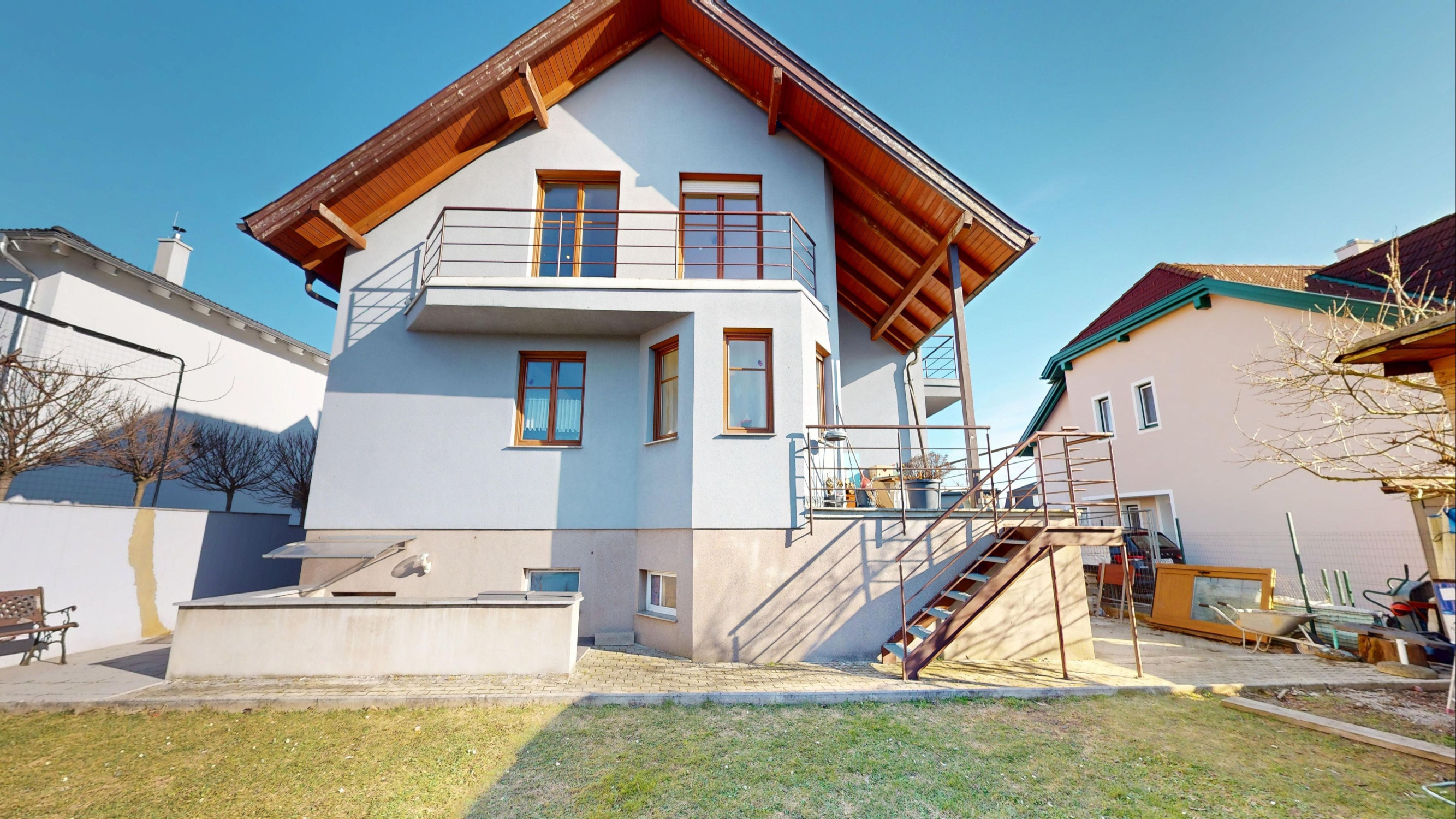 Priestranný rodinný dom neďaleko Viedne