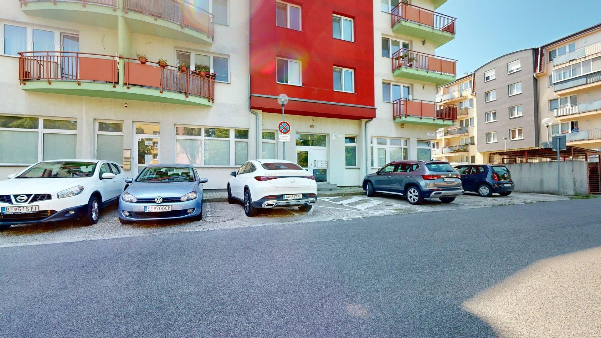 PREDAJ OBCHODNO-ADMINISTRATÍVNEHO PRIESTORU V NOVOSTAVBE, BALTSKÁ UL.