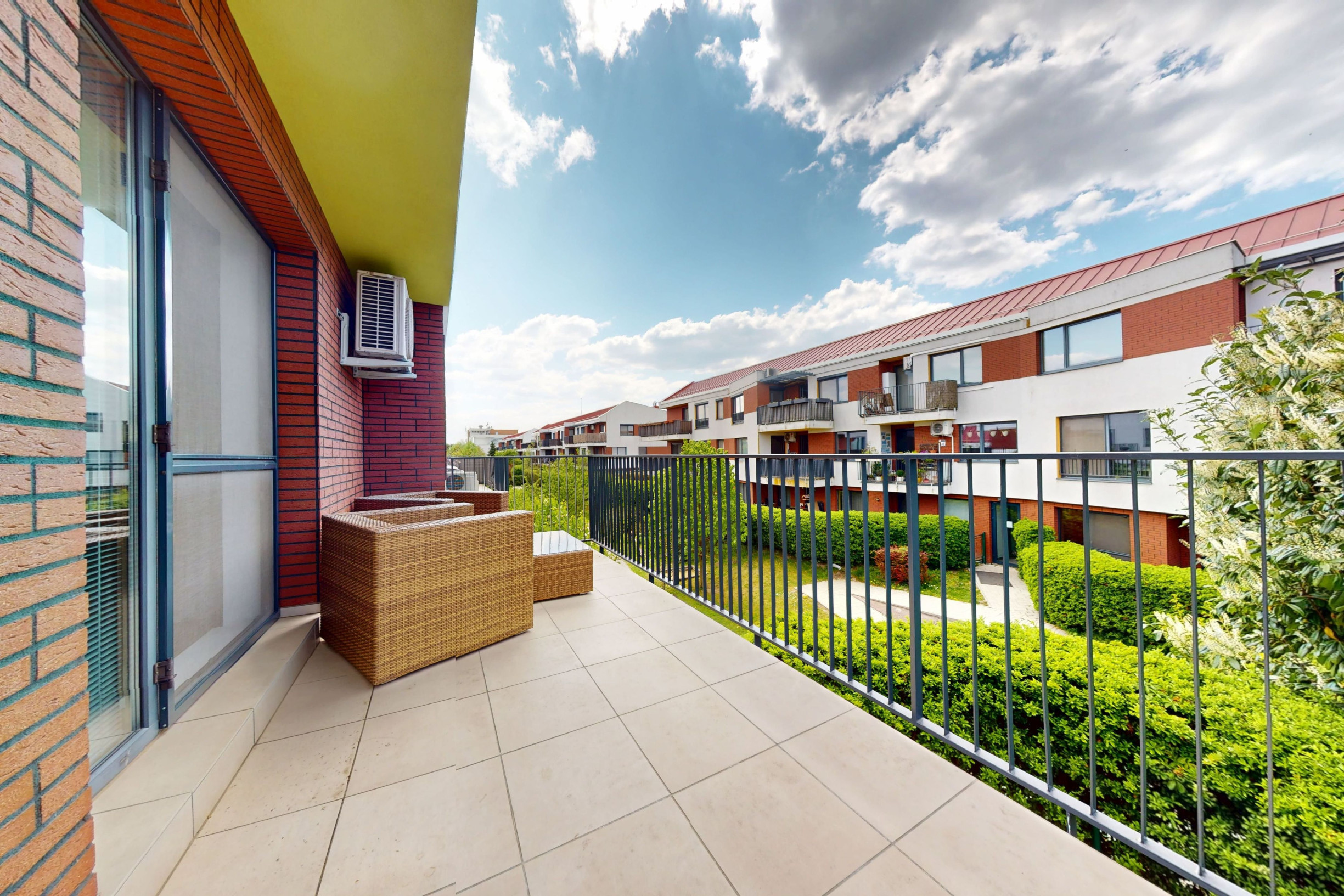 ŠTÝLOVÝ 3-IZB. BYT V NOVOSTAVBE MELROSE, TERASA, 2× PARKOVANIE