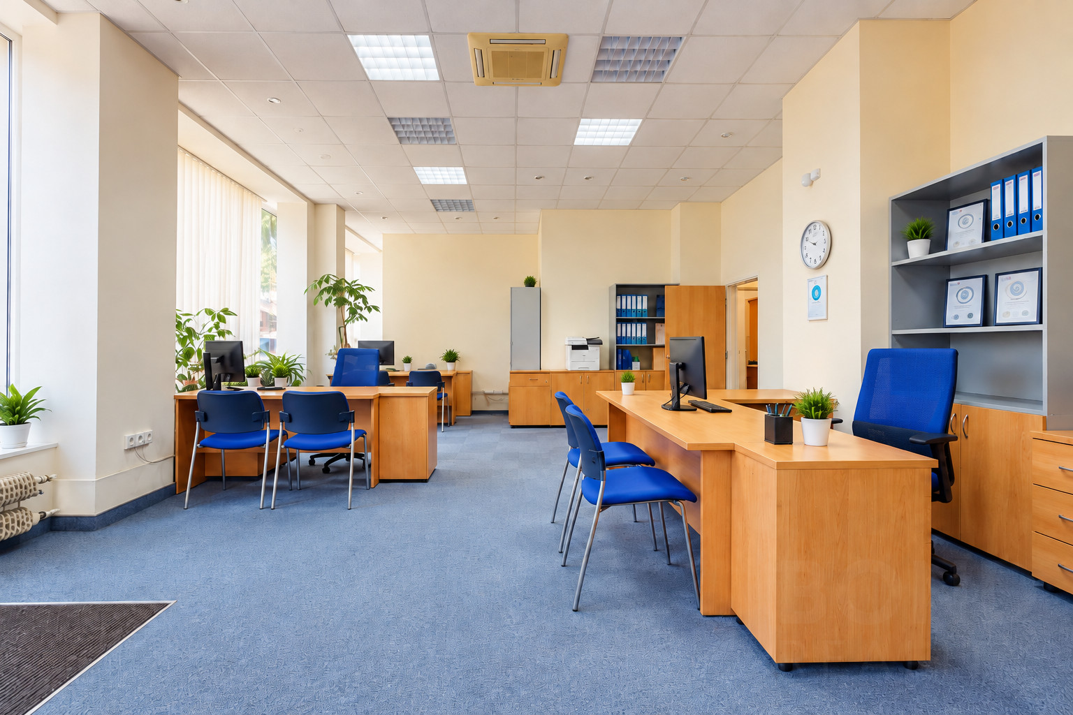 OBCHODNÝ PRIESTOR 140 m² | VEĽKÝ VÝKLAD | FREKVENTOVANÁ KOŠICKÁ ULICA