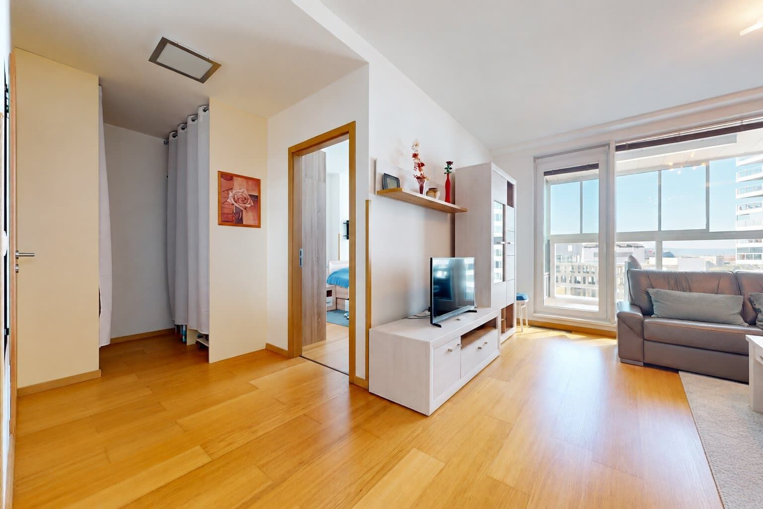 PRÉMIOVÝ 2-IZBOVÝ BYT V PANORAMA CITY | 65,64m2| 10. POSCHODIE | TICHÁ ORIENTÁCIA | PARKOVANIE