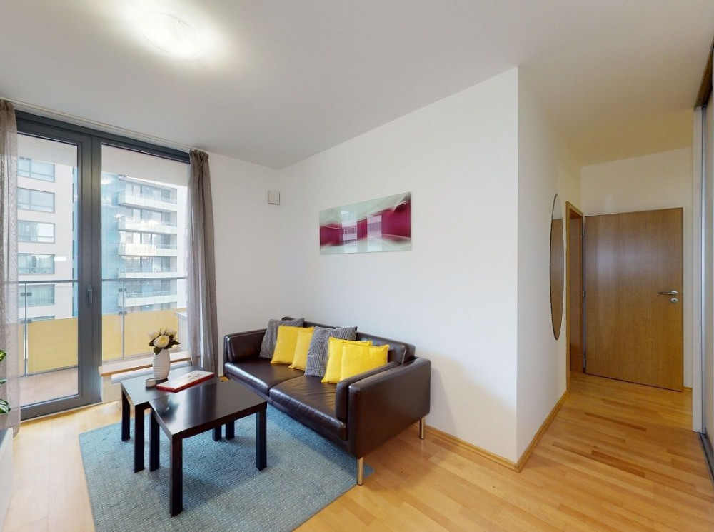 Prenájom 2 izbový byt v projekte City Park Ružinov s balkónom