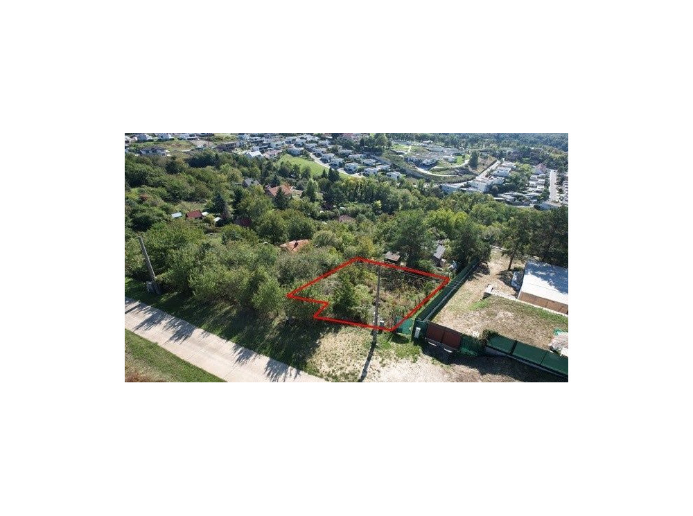 Predaj záhrady s pekným výhľadom BA IV, Devín