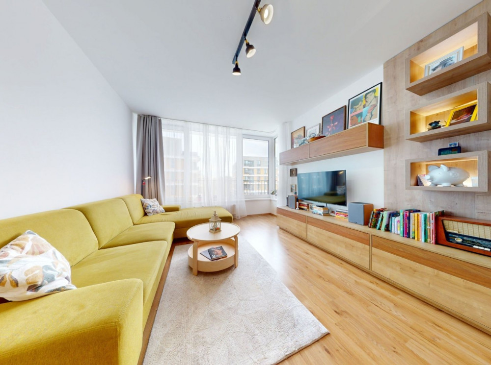 BOND REALITY | 2 izbový, 56,34 m2, orientácia Východ – vnútroblok, kompletne zariadený