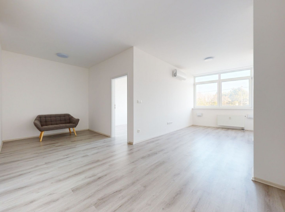 Nový, 2 izbový byt Ružinove, vhodný na investíciu. Možnosť odpočtu DPH!