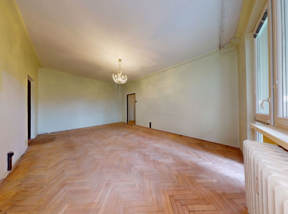 VEĽKÝ 3 IZB. BYT S LODŽIOU,  RUŽINOV, JADROVÁ UL.