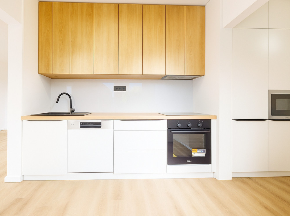 Výnimočný 3-izbový byt po kompletnej novej rekonštrukcii na Púpavovej ulici – pripravený na nasťahovanie 