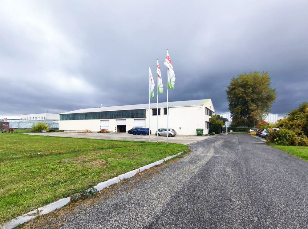 Iba 5€/m2 za moderné skladové priestory v priamej blízkosti BA a diaľnice.