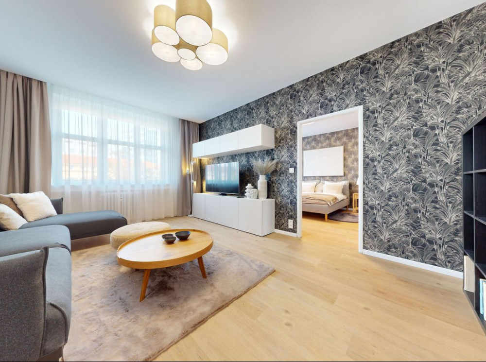 Elegantný, zrekonštruovaný veľkometrážny byt v centre Bratislavy – Floriánske námestie, Staré Mesto, Bratislava I.