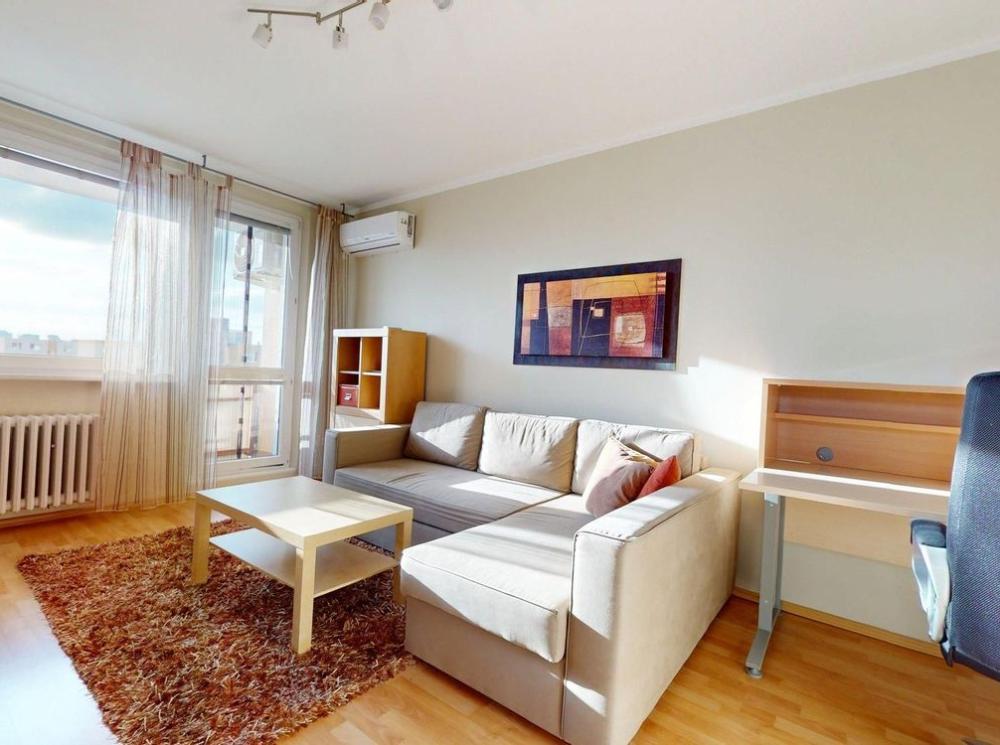 1-izbový byt so samostatnou kuchyňou a veľkou loggiou na predaj – Banšelova ulica, BA II. Trnávka