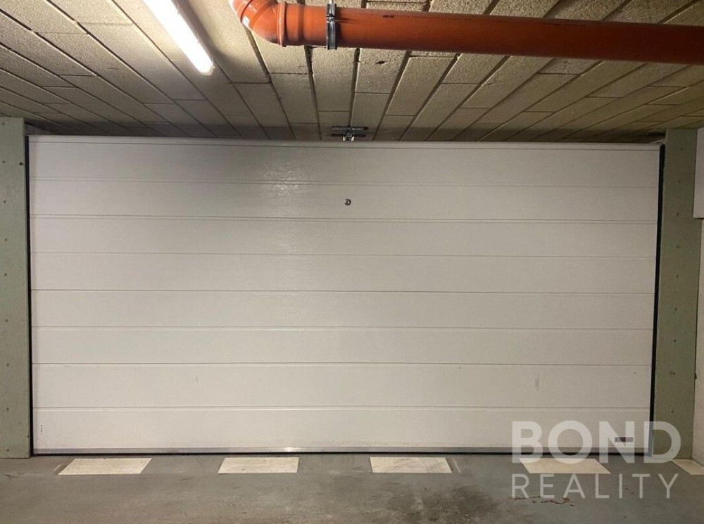 Dvoj garáž Rača - predaj 