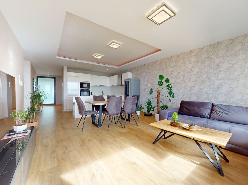 RIVER PARK  | Na prenájom nadštandardný 4izb. byt s terasou a s výhľadom na Dunaj