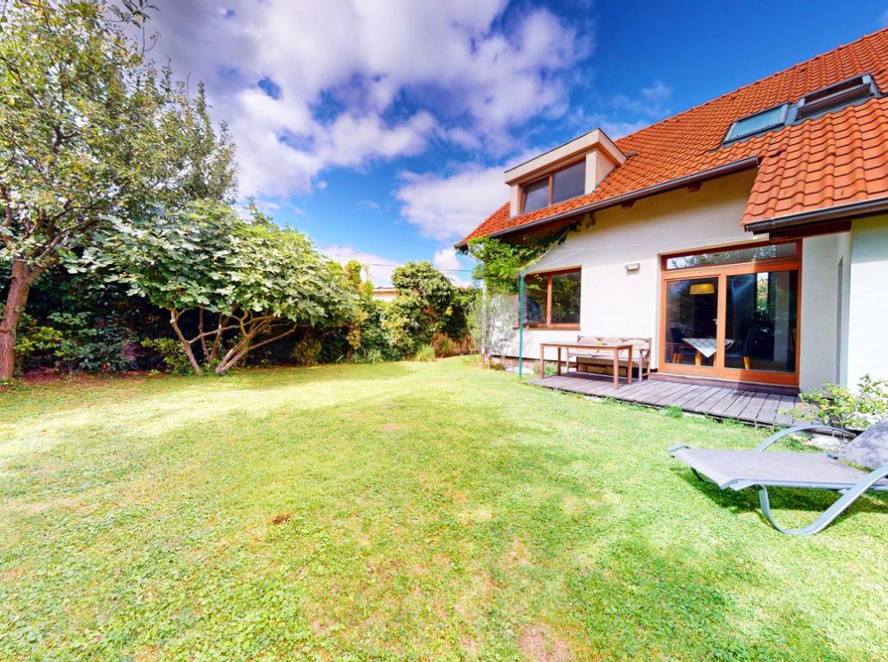 Kvalitne postavený RD v kľudnej časti Piešťan