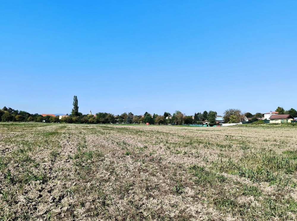 TOP cena skvelého pozemku na ranč a pod.