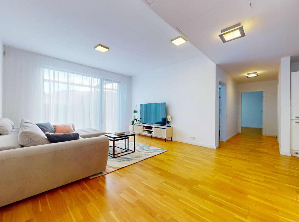 PRENÁJOM: ZARIADENÝ A PRIESTRANNÝ 3-izbový byt so záhradou – MINERGO Koliba