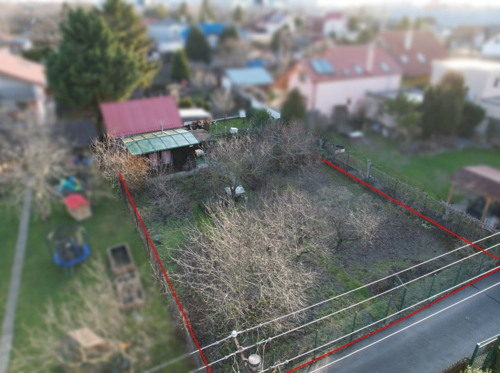 Záhrada s chatkou v uzavretej časti Trnávky, Mokráň Záhon