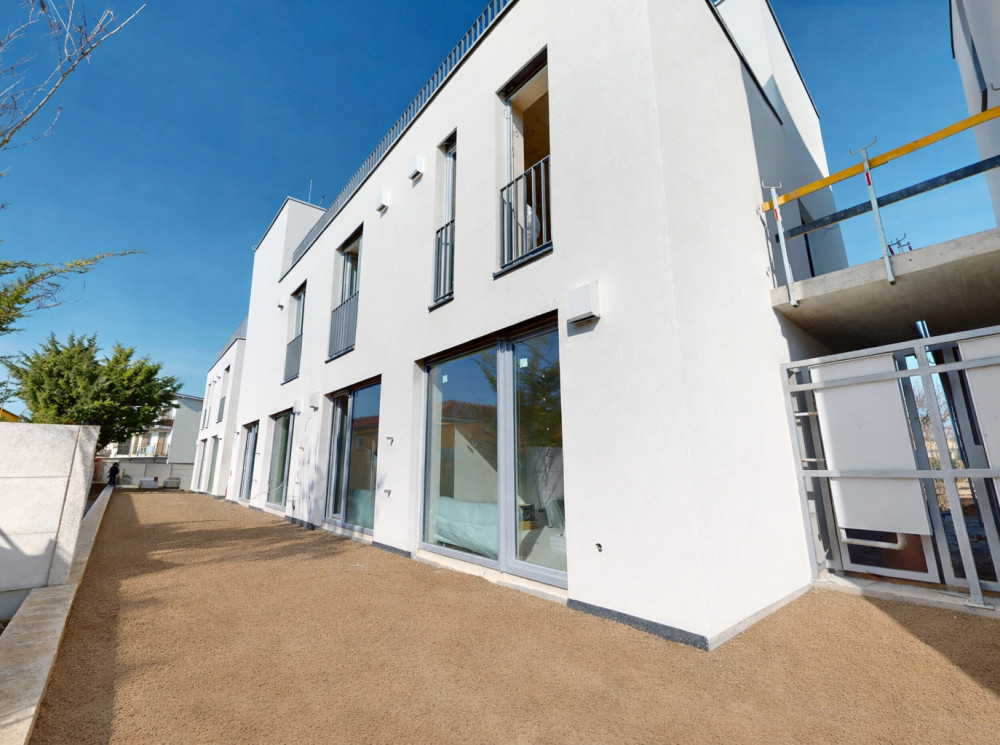 TOP PONUKA | NOVOSTAVBA - 2izb. mezonetu so záhradkou a terasou, rezidencia Majerská