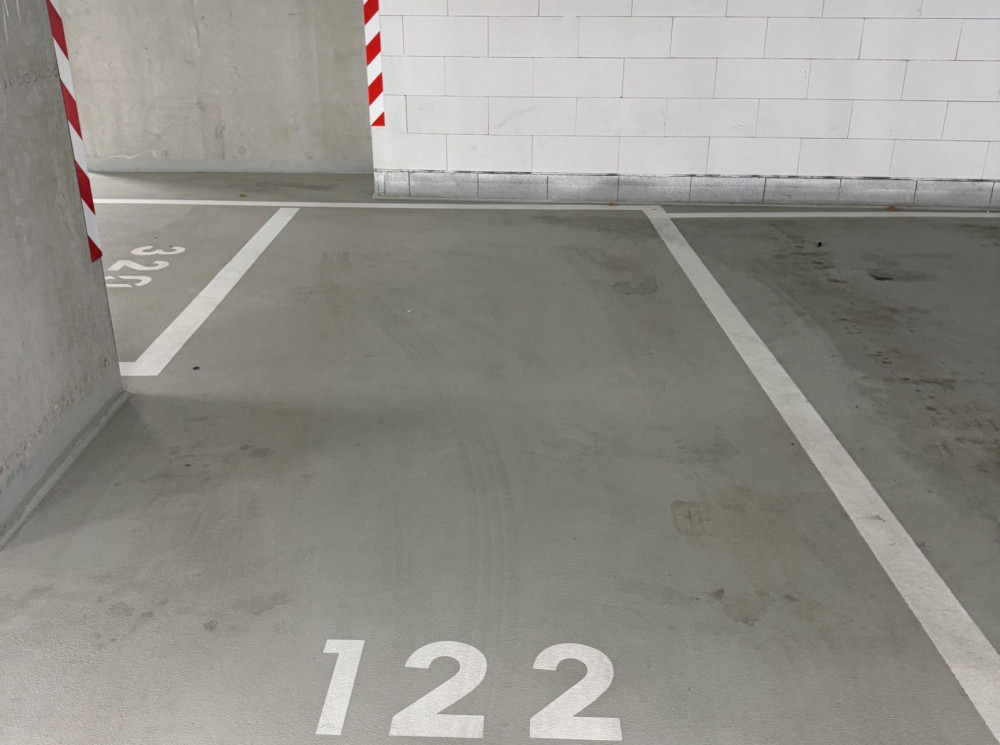 PRENÁJOM GARÁŽOVÉHO STÁTIA - MRAKODRAP EUROVEA TOWER