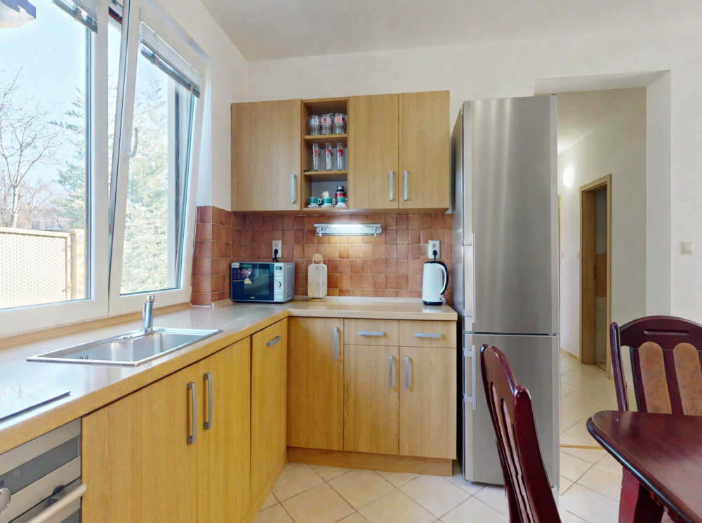 Bungalov s garážou v srdci Ružinova – Štedrá ulica