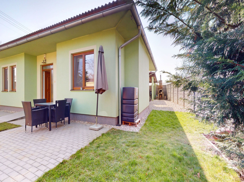 Bungalov s garážou v srdci Ružinova – Štedrá ulica