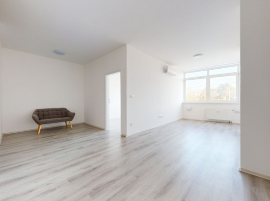 Nový, 2 izbový byt Ružinove, vhodný na investíciu. Možnosť odpočtu DPH!