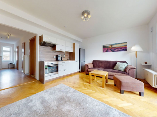 Prenájom 2-izbového bytu s veľkou terasou a krásnym výhľadom na ul. Benediktiho