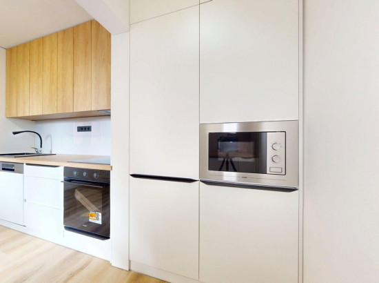 3-izbový byt po kompletnej rekonštrukcii na Púpavovej ulici, Karlova Ves – ešte neobývaný