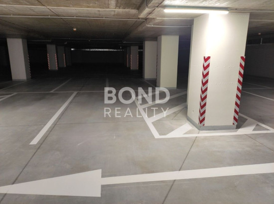 Garážové státie v novostavbe prístavná