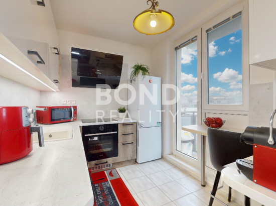 Priestranný 2 izbový byt na ul. Narcisová – Ružinov časť Trávniky, cena nájmu vrátane energií 800 €